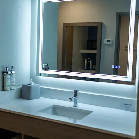 Holiday Inn Express Hotel & Suites Torrington By Ihg