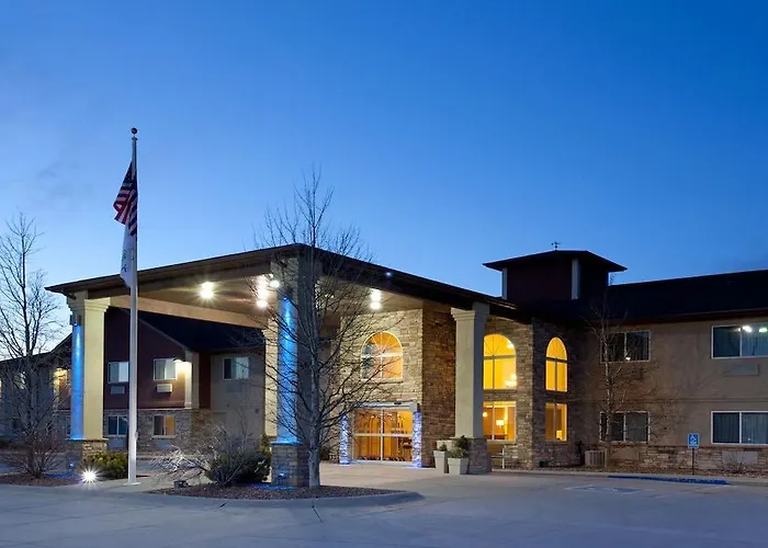 Express & By Ihg Hotel Torrington