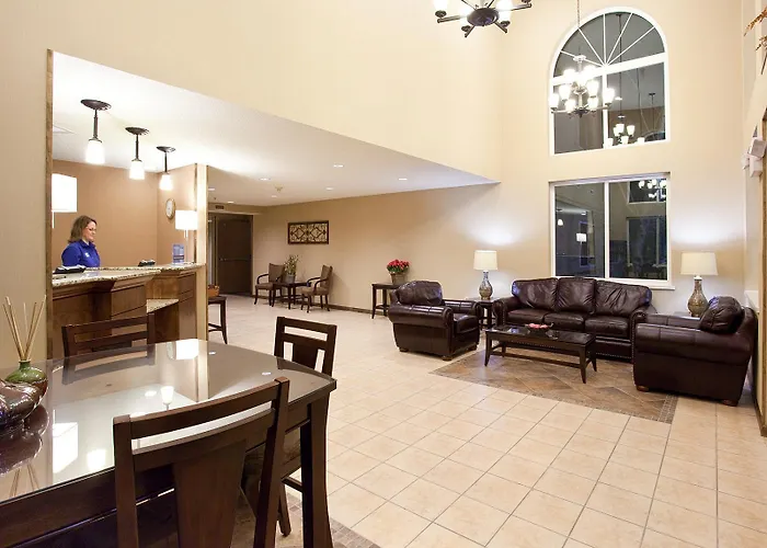 Express & By Ihg 3* Torrington