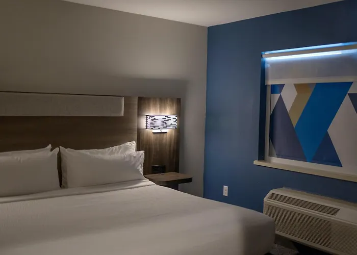Express & By Ihg